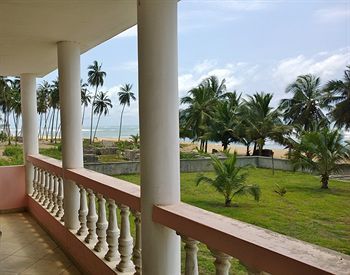 Afiki Resort Elmina Esterno foto